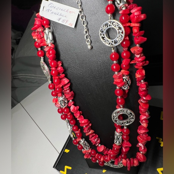 Premier Designs Firecracker Necklace - Picture 4 of 4